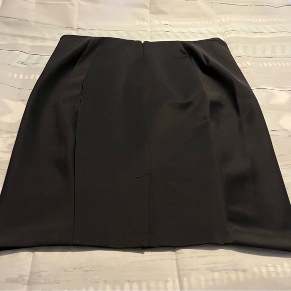 Black Lane Bryant Knee Length Skirt with Blue & White Tribal Pattern, Size 22 - Picture 3 of 7